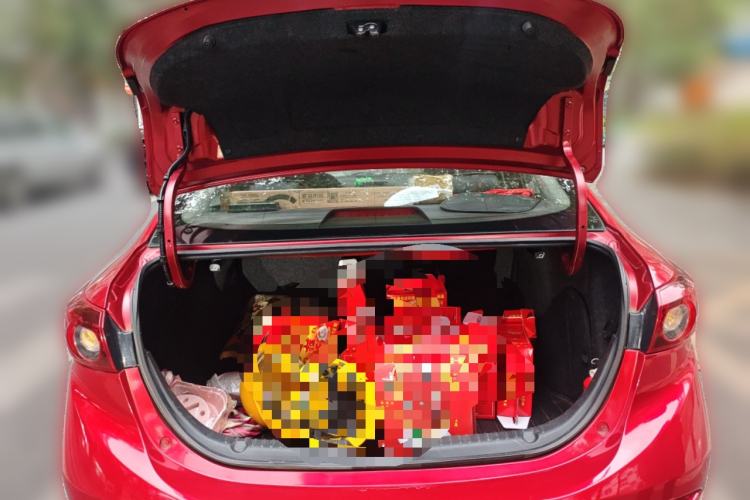 Used Mazda 3 Axela 2016 Sedan 1.5L Manual Comfort Model