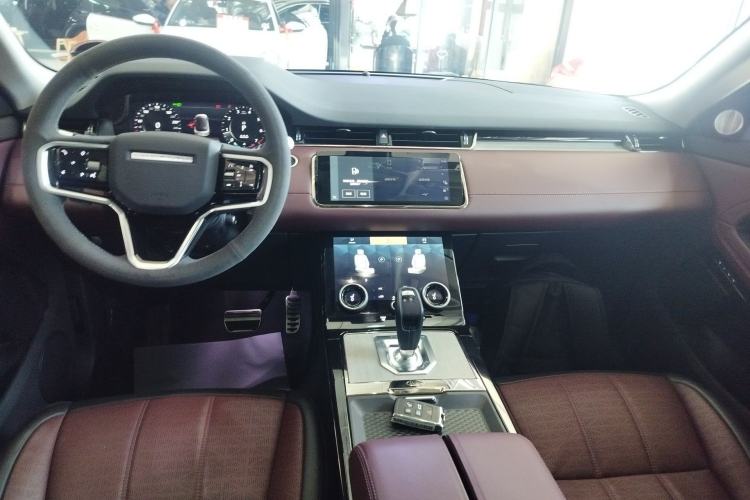 Used Land Rover Range Evoque 2022 Range Rover L 249 PS R-Dynamic HSE Luxury Edition
