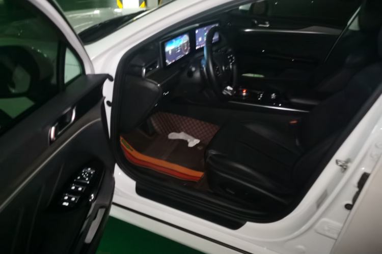 Used Kia K5 2020 380T GT-Line Flagship Edition Driver Seat