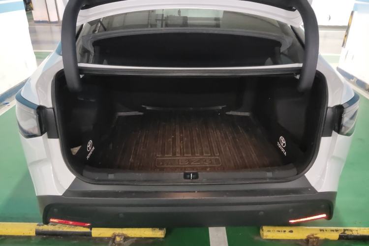 Used Toyota bZ3 2024 517 km Elite PRO
