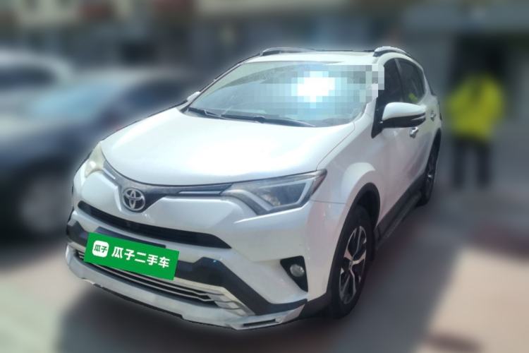Used Toyota RAV4 2016 2.0L CVT Two-Wheel Drive Fashion Edition China V Standard