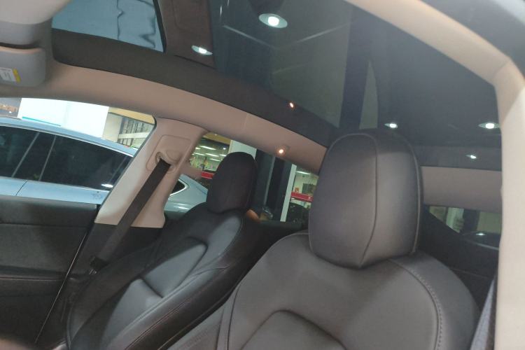 Used Tesla Model Y 2021 Long-Range All-Wheel-Drive Version 3D7