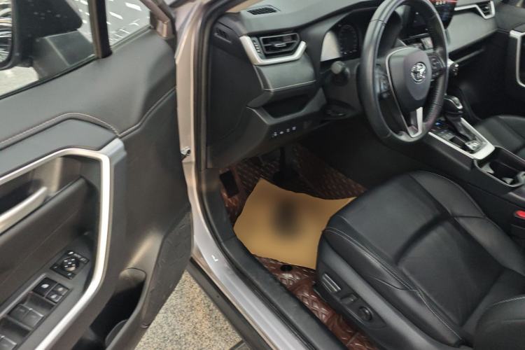 Used Toyota Wildlander 2023 2.0L CVT Four-Wheel Drive Luxury PLUS Edition