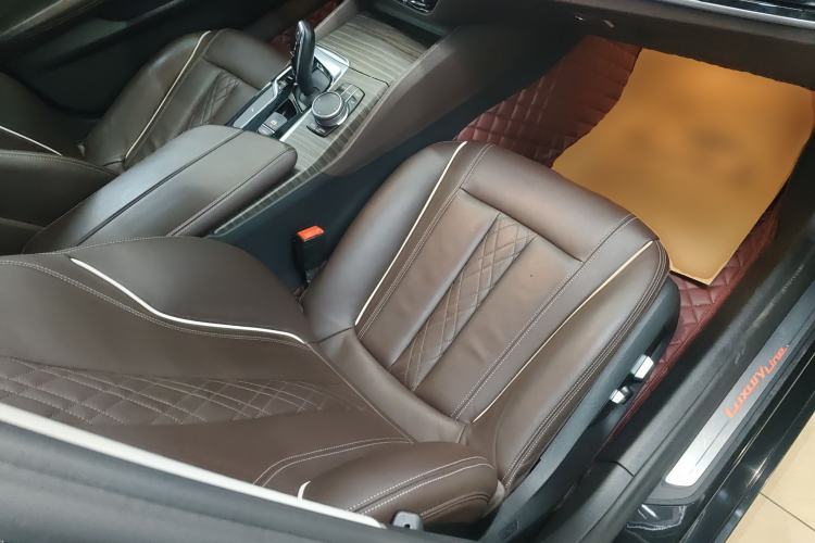 Used BMW 5 Series 2018 Facelifted 530Li xDrive Luxury Package