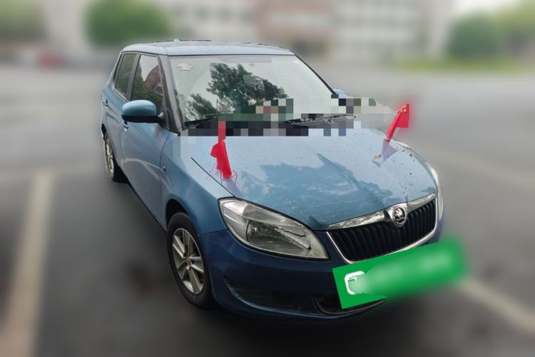 Used Skoda Fabia 2014 1.4L Manual Crystal Edition
