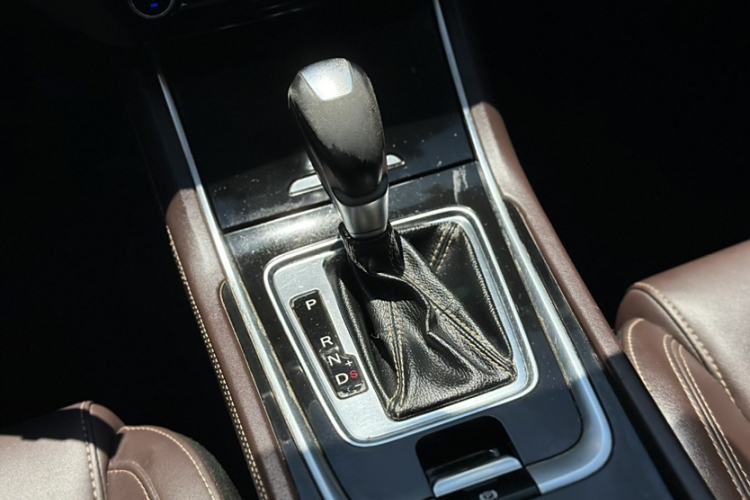 Used Changan Eado 2019 High-Energy Edition 1.6L GDI Automatic Zhenfeng Model China VI Standard
