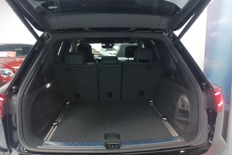 Used Volkswagen Touareg 2019 3.0 TSI Advanced Version China V Standard