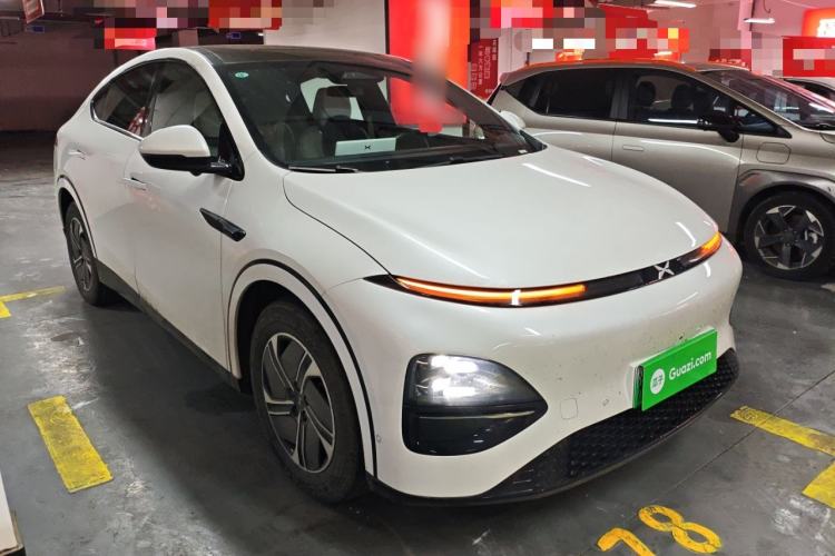 Used XPeng G6 2023 580 Long-Range Pro Front Right 45 Deg