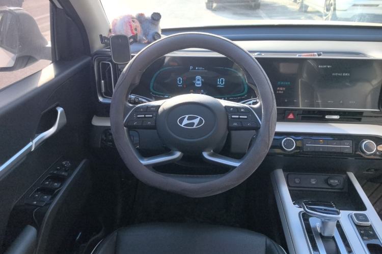 Used Hyundai ix35 2023 Musso 2.0L Deluxe Edition DLX
