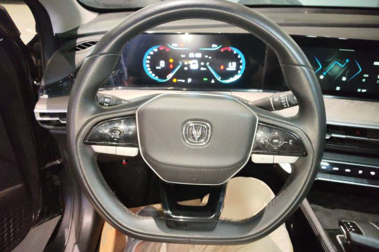 Used CHANGAN Eado 2024 PLUS Blue Whale NE 1.4T GDI DCT High-Energy Edition Steering Wheel