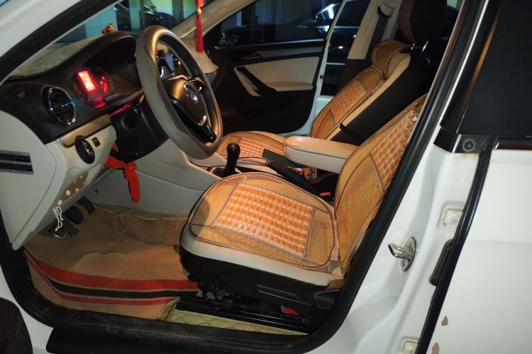 Used Volkswagen Jetta 2017 1.5L Manual Comfort Model
