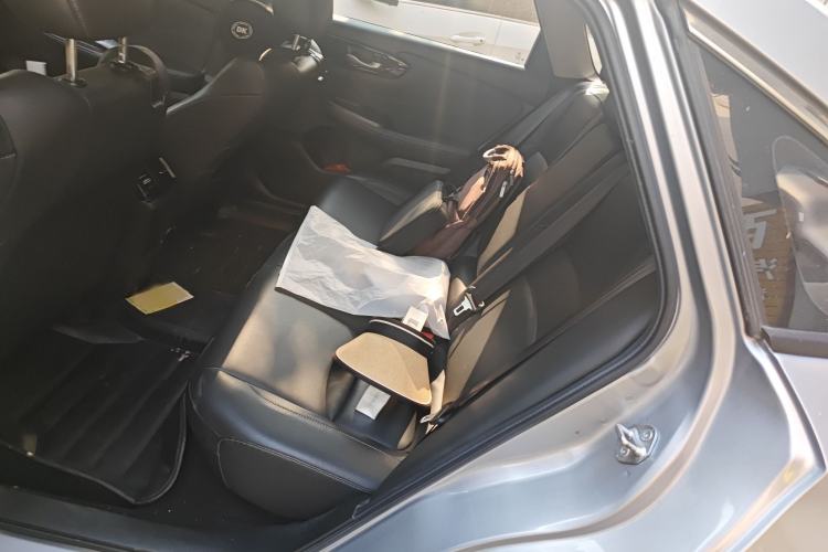 Used Honda Envix 2019 180TURBO CVT Enjoyment Edition China VI Interior 4