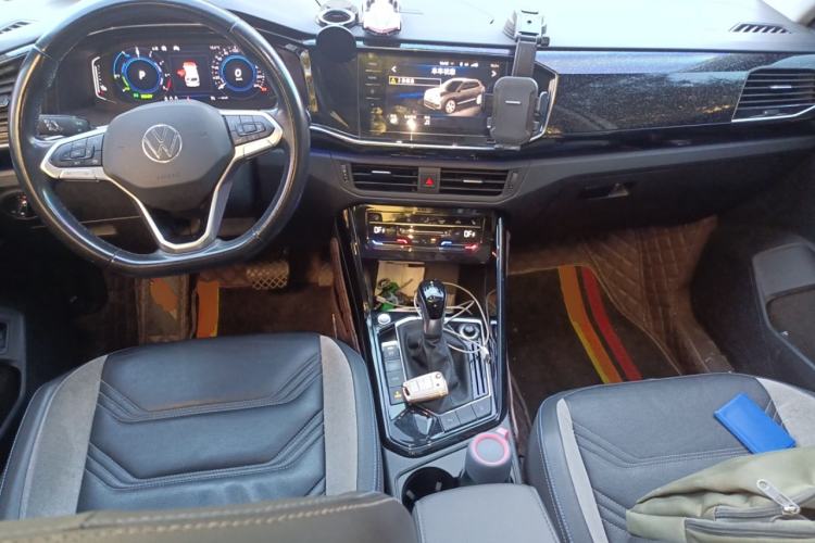 Used Volkswagen Tayron GTE Plug-in Hybrid 2020 1.4T Luxury Model Center Console