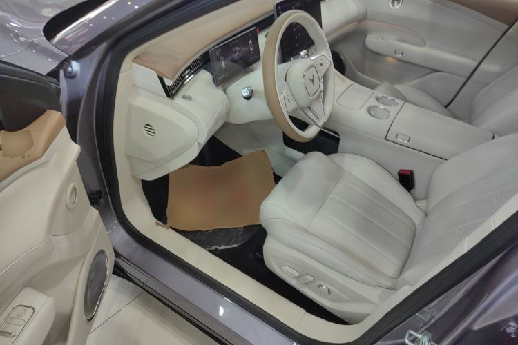 Used VOYAH FREE 2025 Model FREE+ Four-Wheel-Drive Qiankun Edition