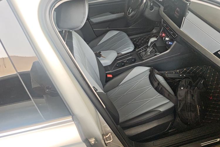 Used Volkswagen Lavida 2023 Revised Version 1.5L Automatic 5 Millionth Edition Right Front Seat