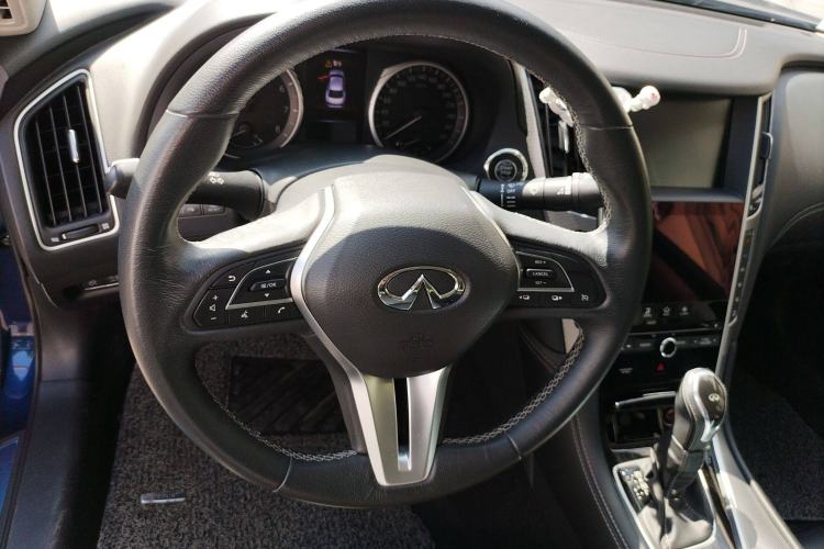 Used Infiniti Q50L 2018 2.0T Enjoyment Edition China V standard