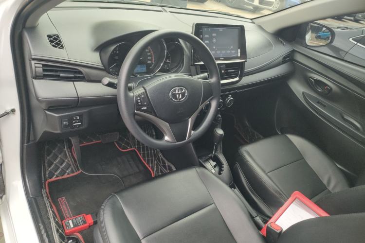 Used Toyota Vios 2021 1.5L CVT Innovation Edition Center Console