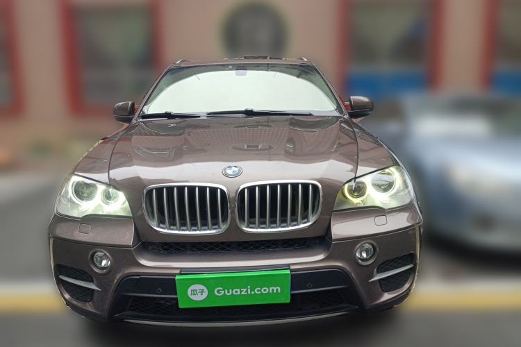 Used BMW X5 2011 xDrive35i Luxury Model
