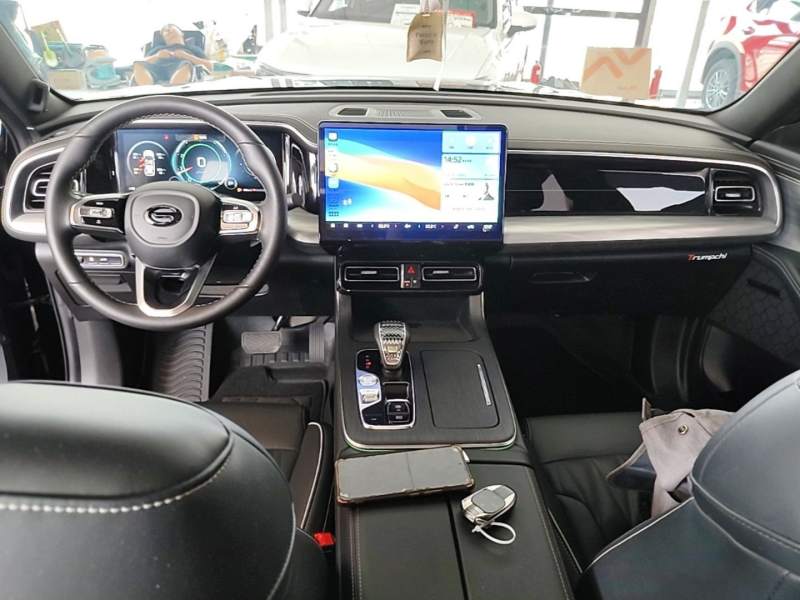 Used GAC Trumpchi GS8 2022 Linghang Series 2.0 TGDI Two-Wheel-Drive Luxury Smart Connectivity Version (7 Seats) — 9