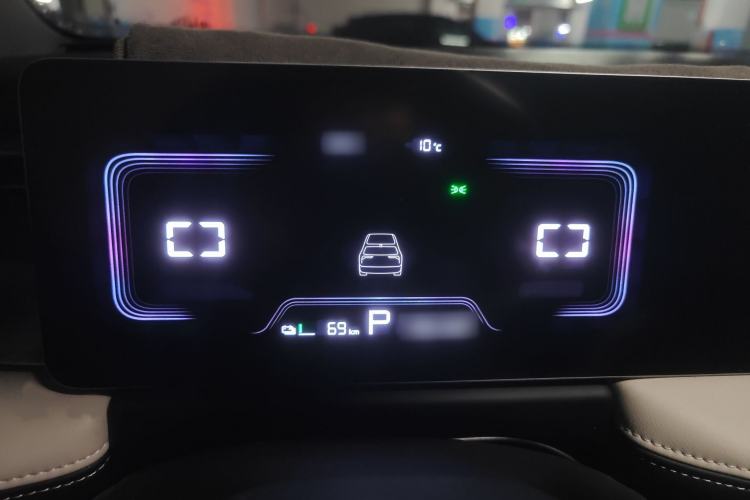 Used Geometry E Firefly 2023 320KM Cute & Handsome Tiger 5 Seats