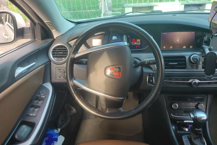 Used Roewe e550 2016 Deluxe Edition Steering Wheel