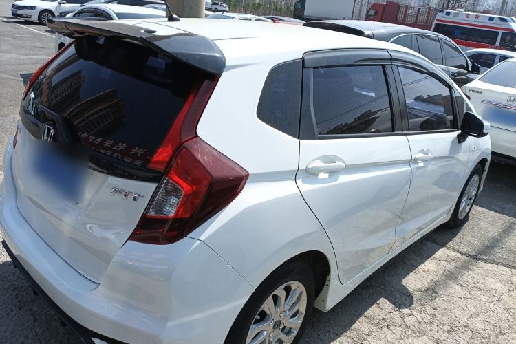 Used Honda Fit 2018 1.5L CVT Comfort Version Rear Right 45 Deg