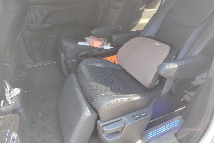 Used Toyota Sienna 2021 2.5L Hybrid Premium Edition
