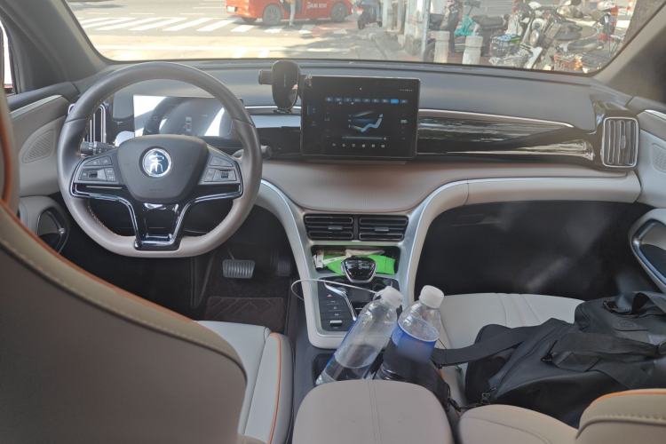 Used BYD Song Pro New Energy 2024 HONOR Edition DM-i 71KM Navigation Model