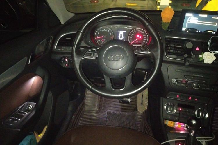 Used Audi Q3 2015 35 TFSI Ambition Edition
