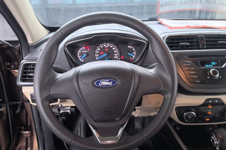 Used Ford Escort 2015 1.5L Automatic Comfort Edition