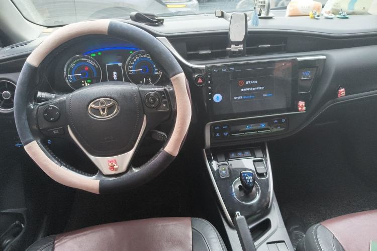 Used Toyota Corolla 2018 Dual-Engine 1.8L E-CVT Smart Edition Center Console