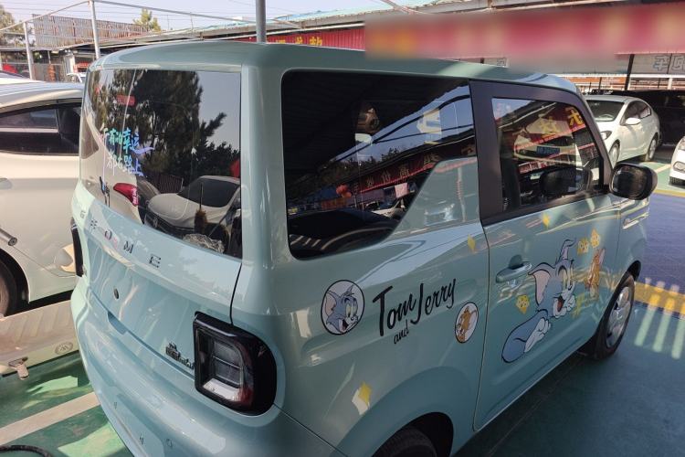 Used Geely Galaxy Panda 2024 Panda Mini 200km Endurance Bear
