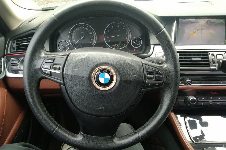 Used BMW 5 Series 2014 520Li Elegant Model Steering Wheel