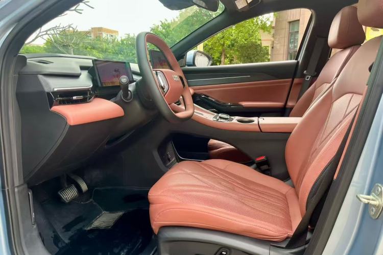 Used Geely Galaxy L6 2025 EM-i 140km Starship Edition
