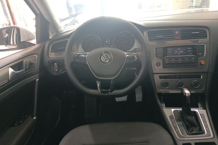 Used Volkswagen Golf 2014 1.6L Automatic Comfort Model