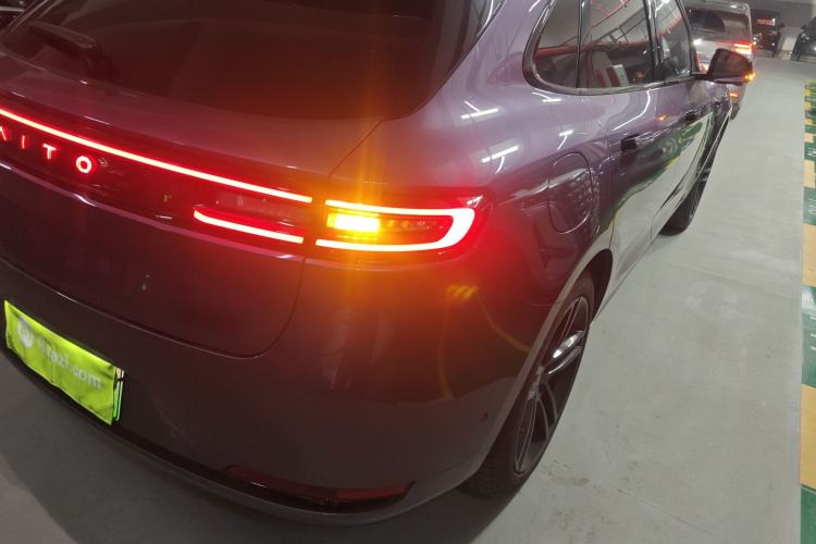 Used Hima AITO M5 2025 Extended-Range Ultra All-Wheel-Drive Version Exterior 3