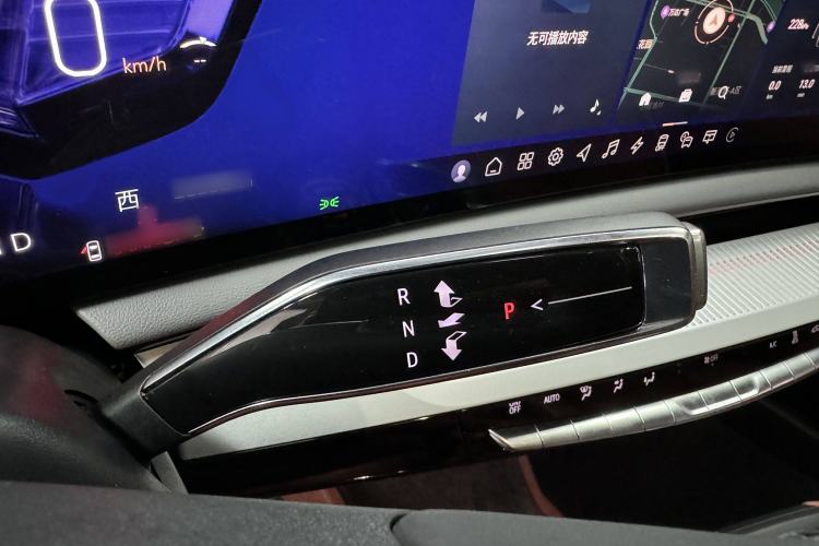 Used Cadillac OPTIQ 2024 Four-Wheel Drive Long-Range Version
