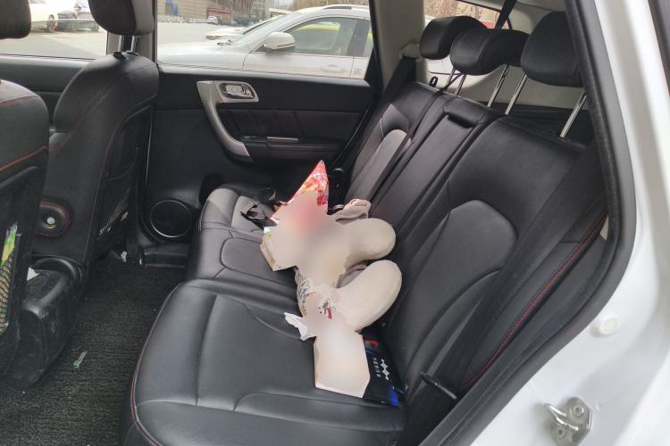 Used Haval H6 2016 Upgraded Model 1.5T Automatic Two-Wheel Drive Elite Version
