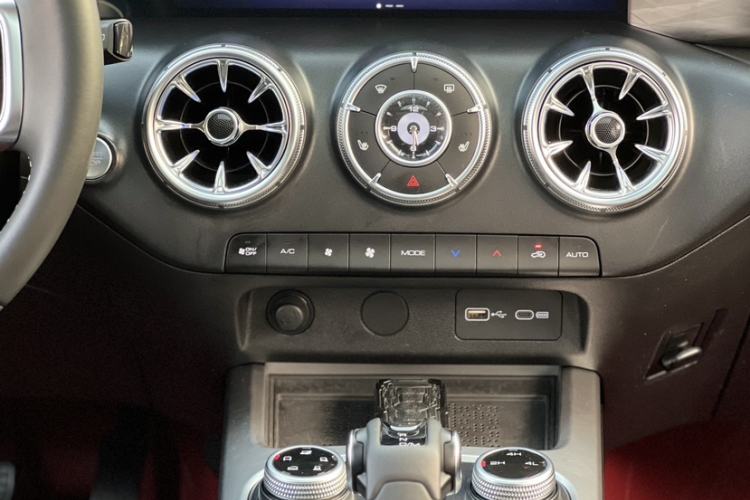 Used Tank 300 2024 2.0T Challenger
