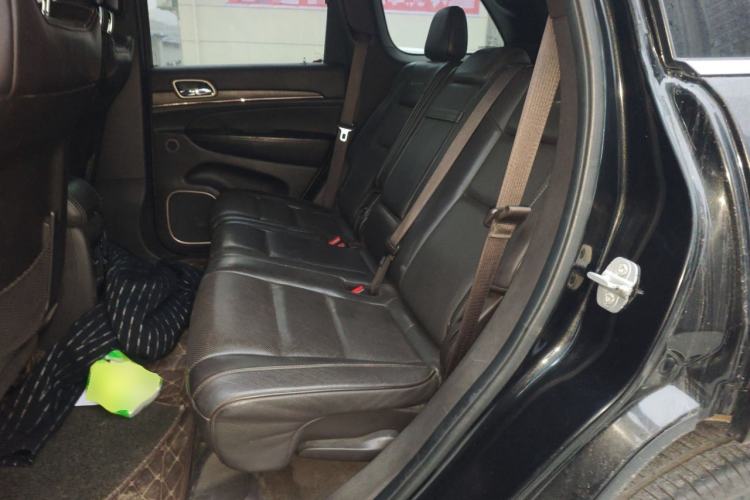 Used Jeep Grand Cherokee 2014 3.0L Flagship Zunyue Edition Left Rear Seat