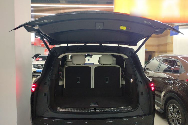 Used Denza N9 2025 Flagship Model Trunk