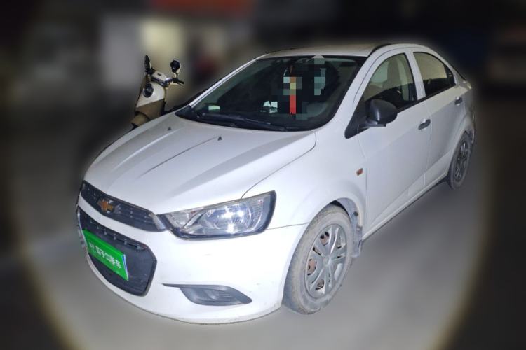 Used Chevrolet Aveo Sonic 2014 Sedan 1.4 SL MT Comfort Edition