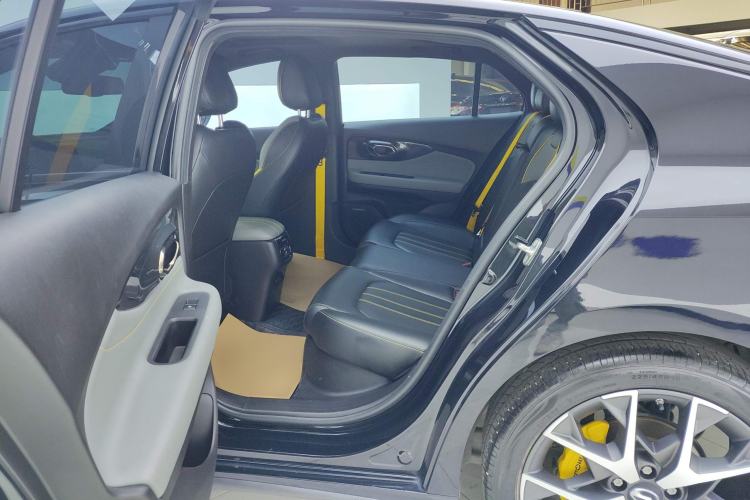 Used GAC Trumpchi EMPOW 2021 270T DCT J16 Version