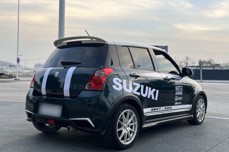 Used Suzuki Swift 2016 1.5L Automatic Fashionable Coolplay Edition
