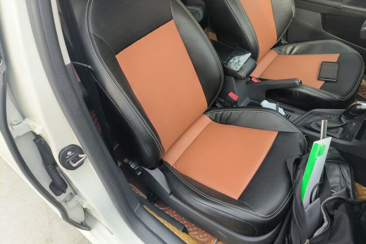 Used Volkswagen Lavida 2017 1.6L Automatic Fashion Edition Right Front Seat