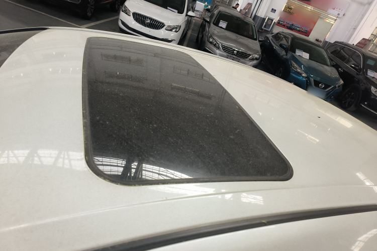 Used Toyota Camry 2018 2.0G Luxury Edition Roof