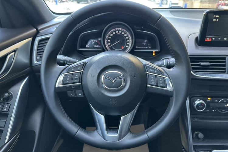 Used Mazda CX-4 2016 2.5L Automatic 4x4 Sky Blue Passion Edition