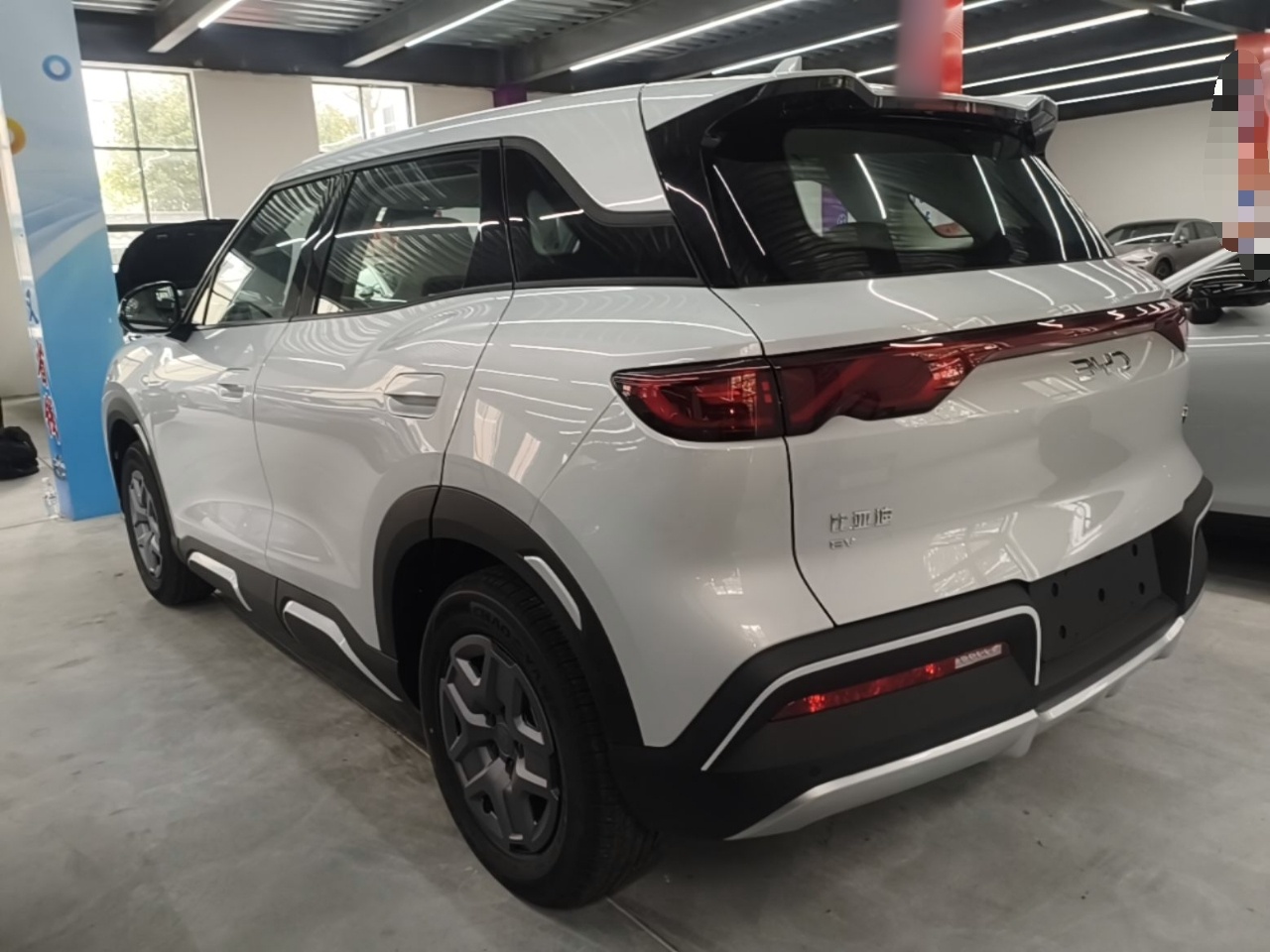 BYD Yuan UP 2027 Model Flying Edition 401KM Navigation Version — снимка 4