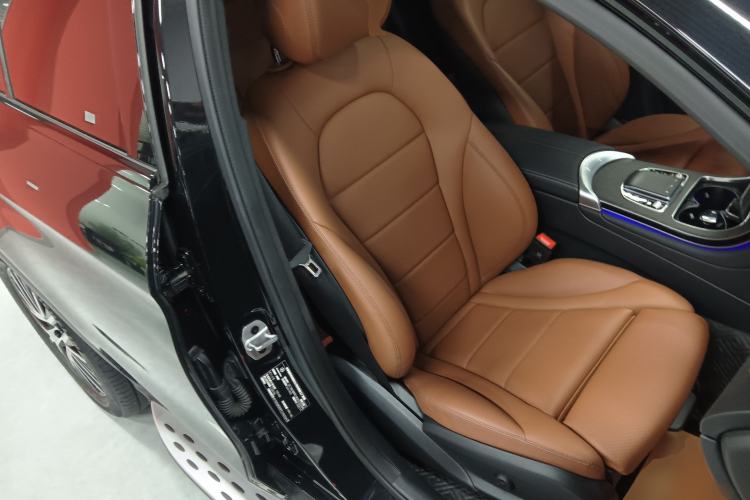 Used Mercedes-Benz GLC Coupe 2023 GLC 300 4MATIC Coupe SUV Right Front Seat