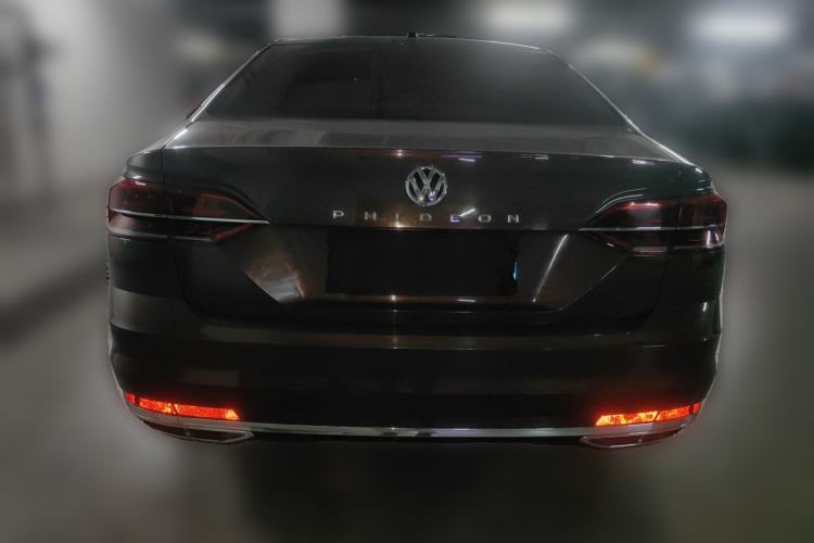 Used Volkswagen Phideon 2019 380TSI Two-Wheel Drive Business Edition China VI Standard

